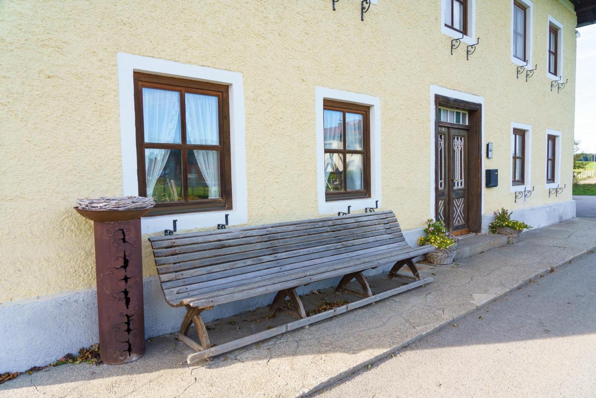 Private Farmhouse Escape - Ideal For Up To 8 Guests Зехам Экстерьер фото