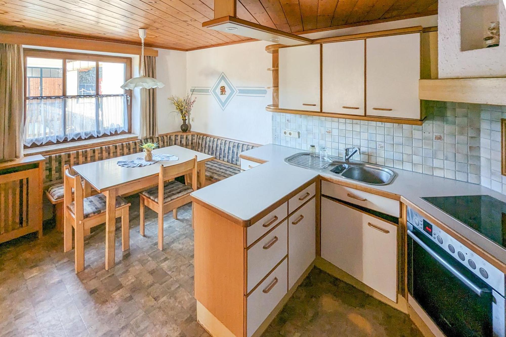Private Farmhouse Escape - Ideal For Up To 8 Guests Зехам Экстерьер фото