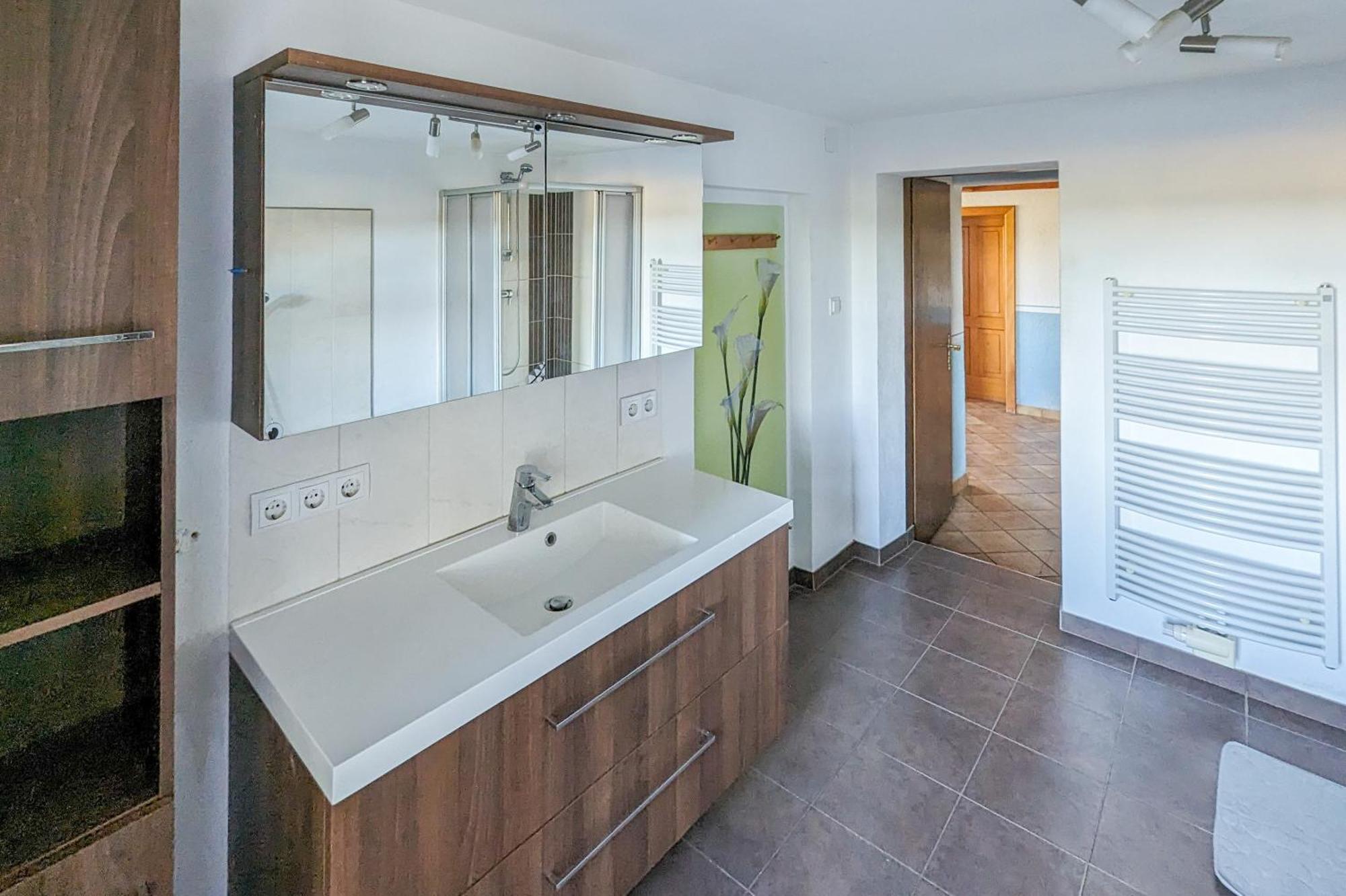 Private Farmhouse Escape - Ideal For Up To 8 Guests Зехам Экстерьер фото
